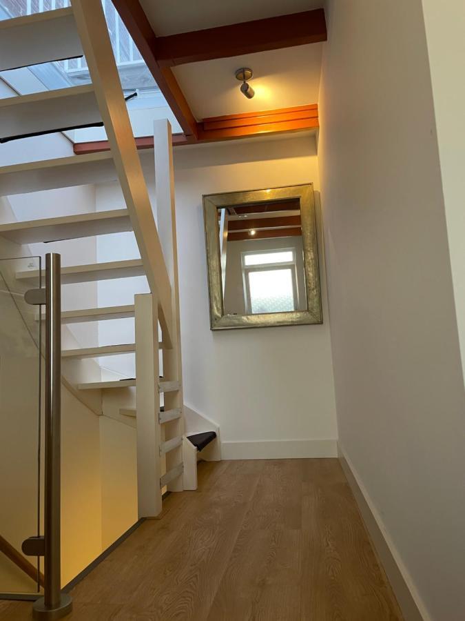 Apartment Luxury Canal View Apartment With Rooftop Terrace *